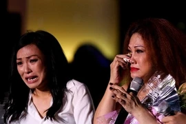 Nữ nghệ sĩ giới showbiz Việt mau nước mắt
