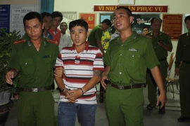 Mở quán nhậu quy tụ các 'anh chị' giang hồ
