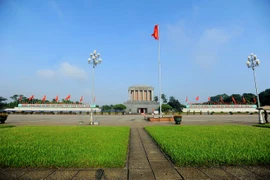 Ngày Độc lập, vào Lăng viếng Chủ tịch Hồ Chí Minh