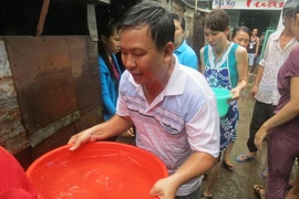Cháy lớn ngay trung tâm thành phố Long Xuyên
