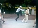 Đi xe máy không đội MBH còn đấm chảy máu mặt CSGT