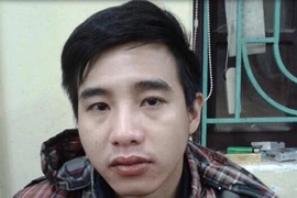 Khống chế kẻ trốn truy nã điên cuồng 'tử thủ' bằng dao bấm