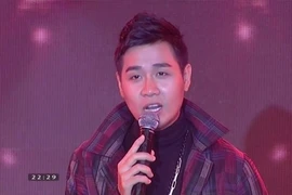 MC Nguyên Khang bị 'ném đá' vì hàng loạt sự cố