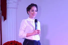 Khánh Thi xác nhận mang thai 5 tháng rưỡi