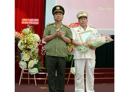 Nhân sự mới