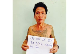 Vừa ra trại lại vào bệnh viện ăn trộm