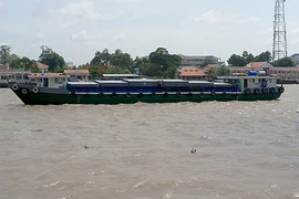 Tháo hộp đen giám sát hành trình, chiếm đoạt 400 tấn gạo