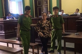 Kế toán trưởng lừa công ty tiền tỉ
