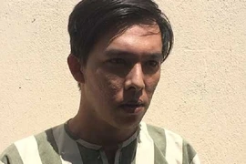 Bắt nghi can trộm xe ô tô