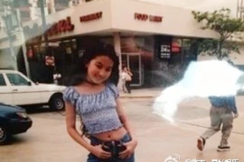 Thời thơ ấu sắc sảo, điệu đà của Lưu Diệc Phi
