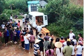 Hai vợ chồng chết bất thường trong căn chòi 
