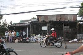 Cháy kho phế liệu, thiệt hại hàng trăm triệu đồng