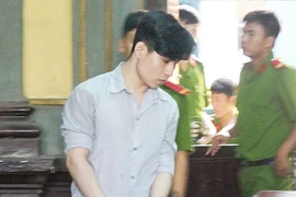Nam thanh niên đâm chết mẹ của đối thủ vì can đánh nhau 