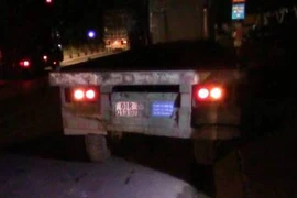 Xe máy tông đuôi container, 1 người tử vong tại chỗ