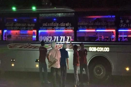 Khởi tố nhóm học sinh dùng ná cao su bắn vỡ kính xe 