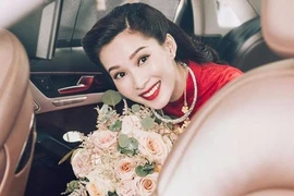 Hoa hậu Đặng Thu Thảo 'theo chàng về dinh'