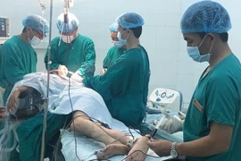 Xe tải gây tai nạn rồi bỏ chạy làm 5 người chết trên QL20