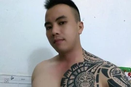 Bắt giam thanh niên cầm súng cướp ngân hàng ở Tân Phú