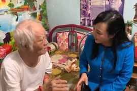 Cựu Bộ trưởng Y tế hát cùng nhạc sĩ Nguyễn Văn Tý