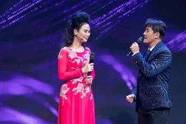 'Mưa bụi' làm nên thương hiệu Chế Thanh - Thùy Trang 