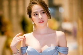 'Cá sấu chúa' Quỳnh Nga ngày càng xinh đẹp, gợi cảm