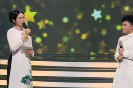 Nghe Henry Ngọc Thạch hát Mẹ, MC Quỳnh Hoa bật khóc