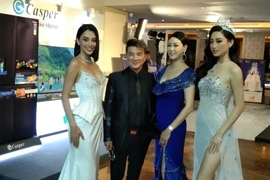 Mr Đàm lạc giữa dàn người đẹp ở Miss World Vietnam 2021
