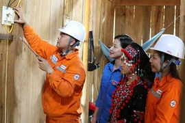 EVNNPC triển khai nhiều hoạt động tri ân khách hàng
