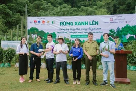 Tập đoàn TH chung tay hỗ trợ cộng đồng để ‘Rừng xanh lên’