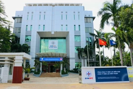 Công ty Điện lực Ninh Thuận cung cấp điện ổn định cho khách hàng trong mùa nắng nóng