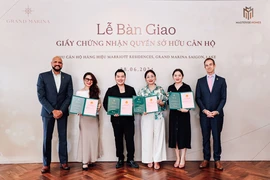 Masterise Homes bàn giao sổ hồng của các căn hộ Hàng hiệu Marriott đầu tiên tại Tòa Lake, Grand Marina, Saigon