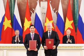 VNVC ký hợp tác hướng đến sớm tiếp cận vắc xin ung thư tiềm năng của Nga