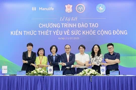 Manulife Việt Nam tiên phong nâng cao kiến thức y tế cho tư vấn viên bảo hiểm