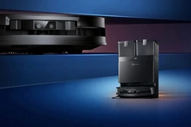 Review robot hút bụi Ecovacs Deebot dọn dẹp cực chất mùa tết