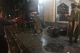 Vụ ô tô mất lái lao lên vỉa hè, thêm 1 người chết
