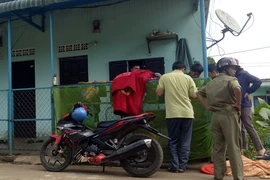 Một phụ nữ nghi bị người tình đánh tử vong tại phòng trọ