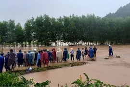 Thừa Thiên-Huế: Nam thanh niên bị nước lũ cuốn mất tích