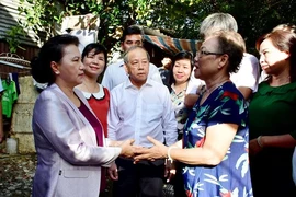 Chủ tịch Quốc hội thăm người dân sắp di dời khỏi di tích ở Huế
