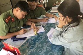 Nghe mẹ, 9X đăng hoang tin về COVID-19 bị phạt 10 triệu đồng