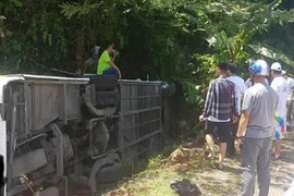 Nguyên nhân ban đầu vụ lật xe làm 8 người chết ở Quảng Bình