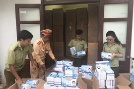 Phát hiện gần 1 triệu khẩu trang không rõ nguồn gốc