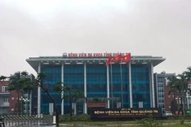 Quảng Trị: Phong tỏa 1 tầng bệnh viện, xét nghiệm nhiều người