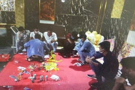 14 người dương tính với ma túy tại tầng hầm quán karaoke