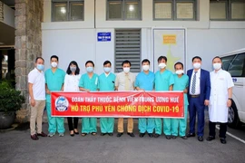 Đoàn y, bác sĩ BV Trung ương Huế hỗ trợ Phú Yên chống dịch COVID-19