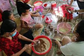 Người Quảng Trị, Huế góp heo, gói bánh, làm muối sả gửi tặng TP.HCM chống dịch