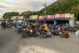 Huế hỗ trợ cho hơn 200 người từ TP.HCM về quê bằng xe máy