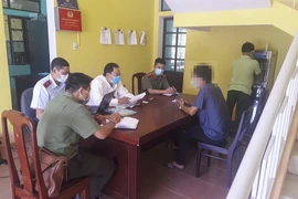 Người đàn ông giả mạo nhân viên 'Hue-S' bị phạt 5 triệu đồng