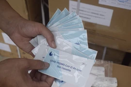 Bắt vụ vận chuyển 50.000 bộ kit test COVID-19 không rõ nguồn gốc