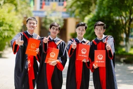 3/5 thí sinh cả nước đạt 10 điểm môn Văn là của Thừa Thiên - Huế 