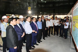 Thủ tướng kiểm tra tiến độ xây dựng Cảng hàng không quốc tế Phú Bài